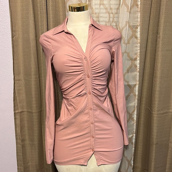 Women's Pink Ruched Button-Up Top - Picture 1 of 3